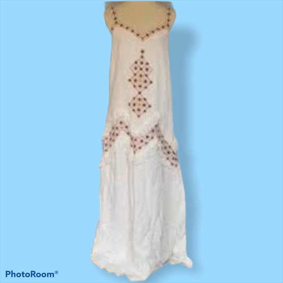 Max Studio Dresses & Skirts - NWT Max studio London boho maxi dress S